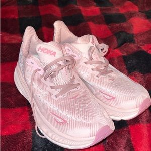 Hoka Clifton 9- WIDE